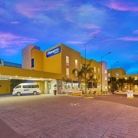 City Express By Marriott Queretaro Exterior photo